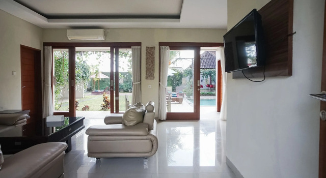 Вилла с 4 комнатами The Casa Uli Villas Jimbaran