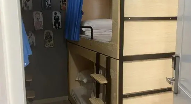 Кровать в общем номере (женский номер) Tong Luo Wan Hostel