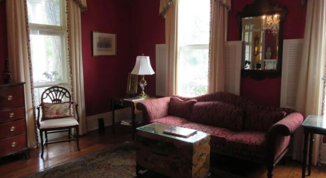 Governors House Inn, Забронировать Отель СПА-отели Исторического района, рядом с Музыкальная фабрика, SPA-услуги