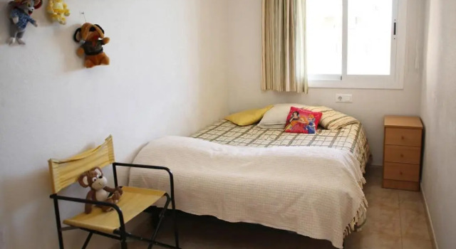 At061 Estació, Varaa Hotelli Hotellit Tarragonès uima-altaalla, Uima-allas