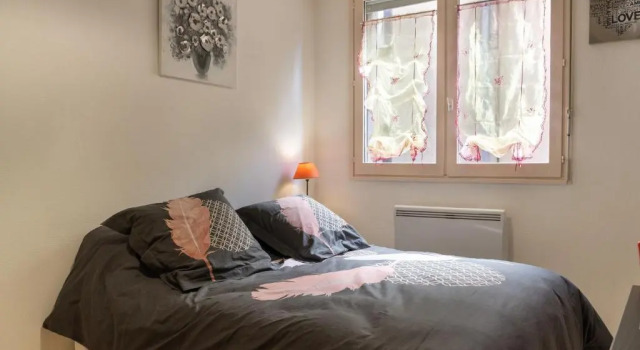 Studio Place Foch, Rezervasyon Otel Rodez otoparklı oteller, Sainte-Catherine Sanat Galerisi yakınında, Otopark
