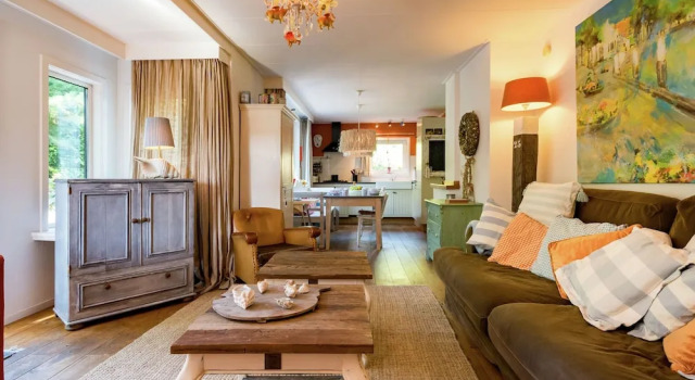 Sunny Cottage in Burgh-Haamstede Zealand with Garden, Book Vacation Home Haamstede Zeeland