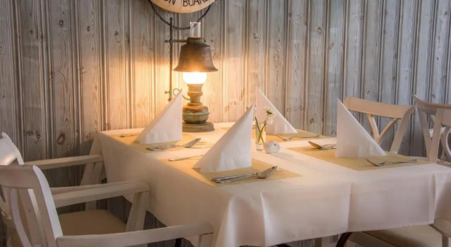 Penzion Na Palubě, Rezervovat Hotel Hotely v Olomouc Region s parkováním, Parkování