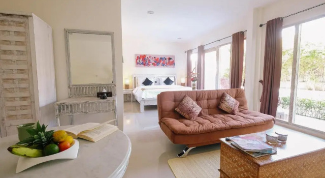 Люкс с видом на бассейн Gili Amor Boutique Resort