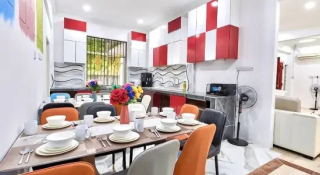Кровать в общем номере с 6 комнатами Penang Dream Banglo