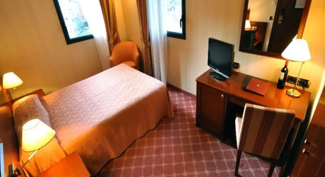 Одноместный номер Standard с балконом Hotel Spa Termes Carlemany
