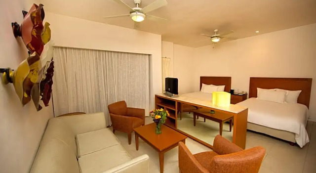 Четырёхместный полулюкс Ambiance Suites