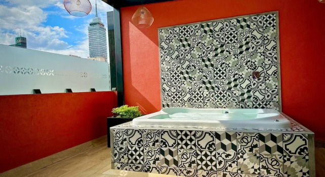 Номер Luxury Barrio Downtown Mexico City Hostel