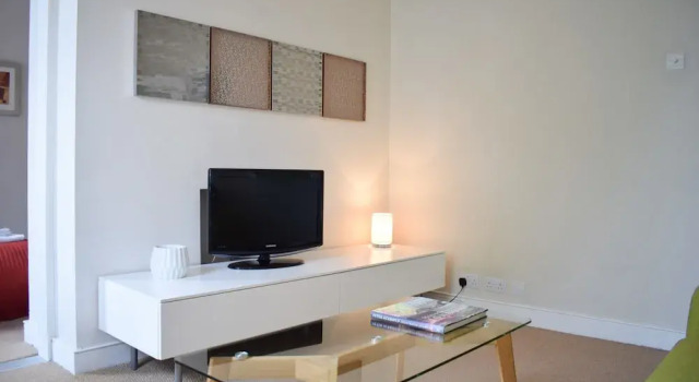 2 Bedroom Flat Near Tower Hill, Забронировать Отель Отели Англии 3 звезды, 3*