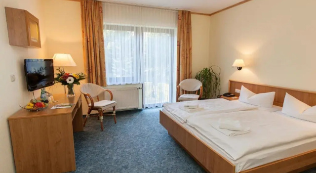 Hotel Waldesruh, Забронировать Отель Отели Покау с парковкой, Парковка