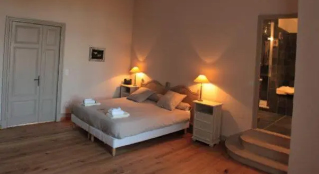 Chateau Secretary, Book Hotel Monflanquin Lot-et-Garonne