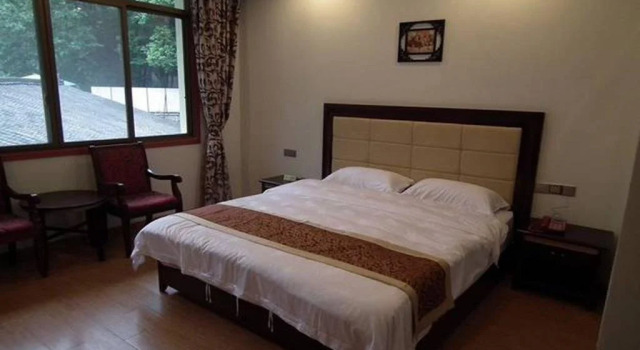 Emei Mountain Fuhu Resort, Prenota Resort Hotel a Sichuan con parcheggio, Parcheggio