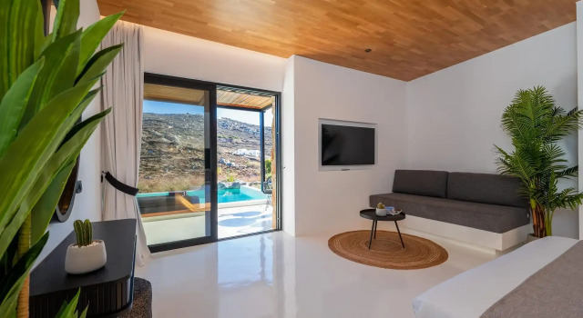 Люкс Отель Ftelia Black Villas