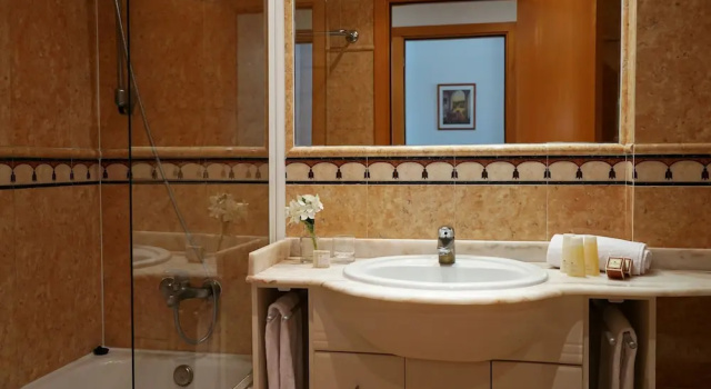 Номер Economy Hotel Port Sitges