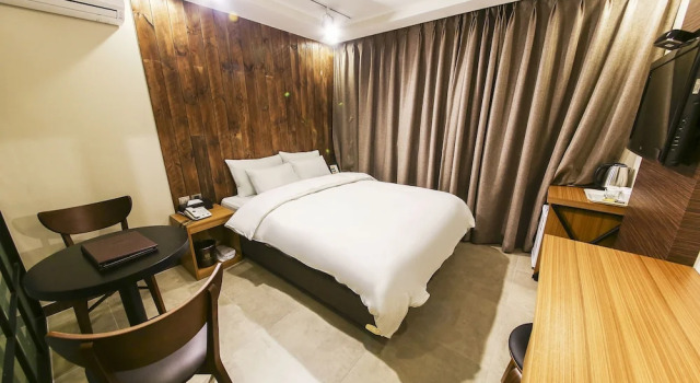 Двухместный номер Standard c 1 комнатой Kobos Hotel