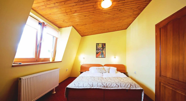 Tavel Boutique Hotel
