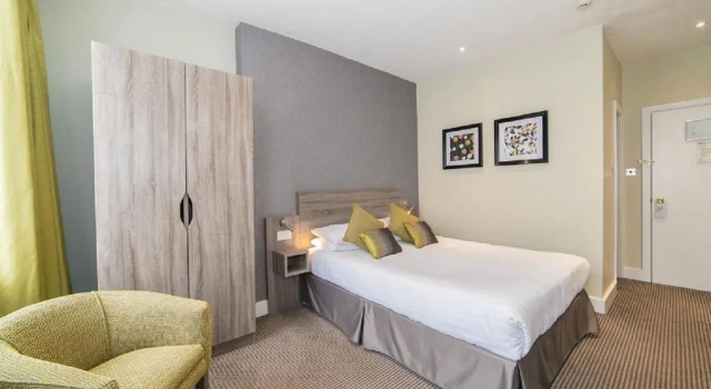 Двухместный номер Standard Phoenix Hotel