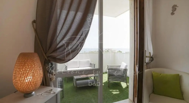 Room in B&B - B&B Balconi Sul Mare Deluxe Room With Hydromassage "la Spiaggetta", Buchen Sie Bed & Breakfast Otranto Salento