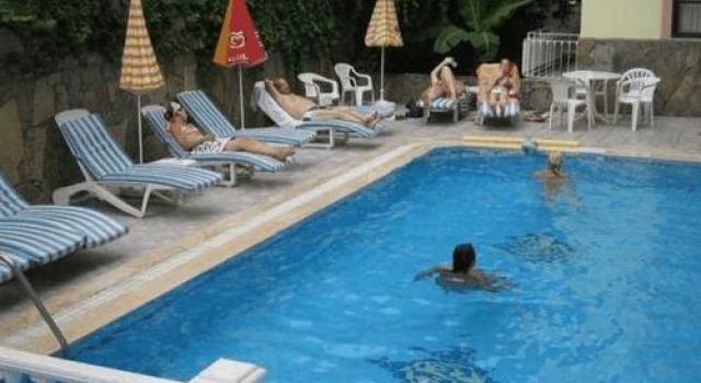 Alaya Apart Hotel