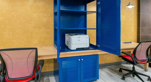 Home2 Suites by Hilton Buffalo Airport / Galleria Mall, Book Hotel Buffalo Buffalo