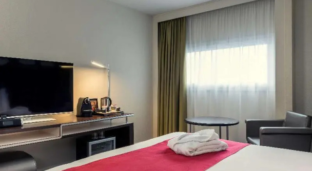 Номер Premium Mercure Rennes Centre Gare