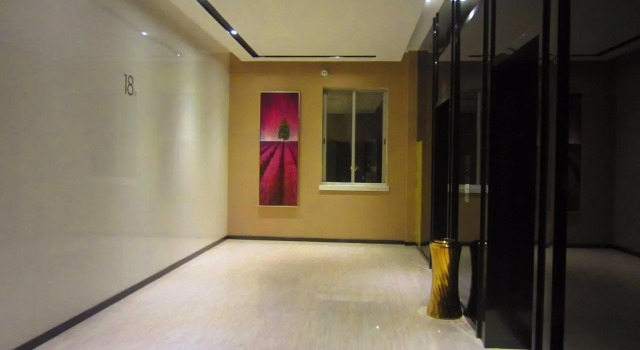 Lavande Hotel Lianjiang Avenue Telecom Building, Prenota Hotel Lianjiang Guangdong