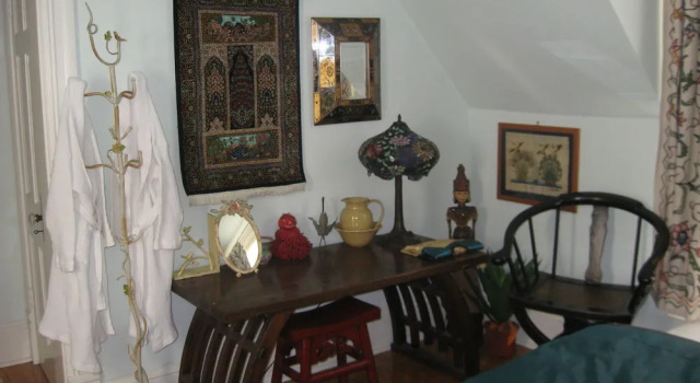 The Mermaids' Porch Bed and Breakfast