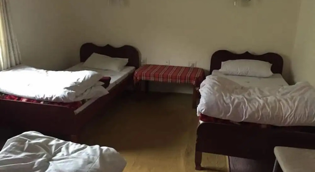 Tibet Motel