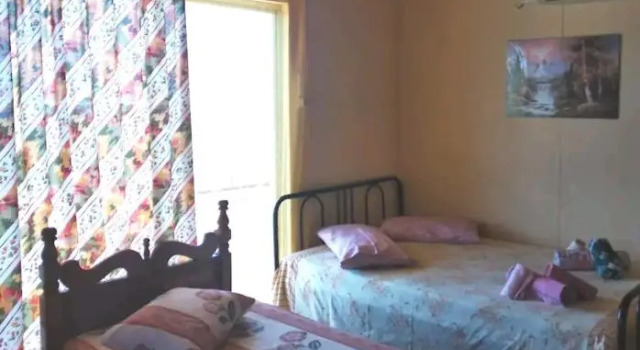 Magnificent Sea View House, Забронировать Отель Отели Метана с парковкой, рядом с Развалины Микен, Парковка