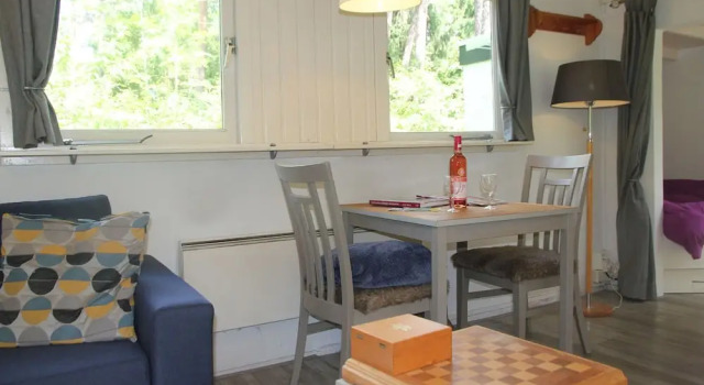 Quaint Cottage in Doorn With Pool, Garden & BBQ, Book Feriehus Hoteller i Utrecht Hill Ridge med pool, Swimmingpool