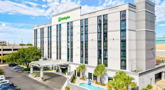 Кровать в общем номере Holiday Inn Alexandria - Downtown by IHG