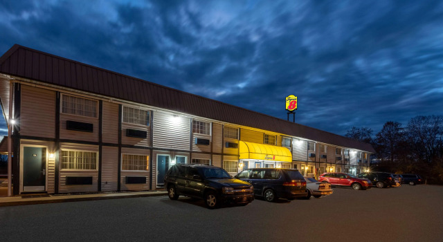 Super 8 by Wyndham Wooster, Boek Mini-hotel Hotels in Wooster met ontbijt, Ontbijt