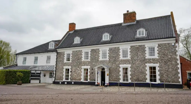 Waveney House Hotel, Забронировать Отель Отели Англии с завтраком, Завтраки