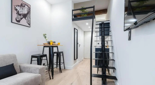 SMARTBNB - Studio Duplex - Vieux Nice - 100m de la mer, Забронировать Апартаменты/квартира Ницца Приморские Альпы, рядом с Набережная Соединенных Штатов