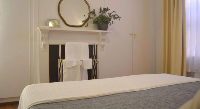 Westbury Cottage B & B, Book Feriehus  