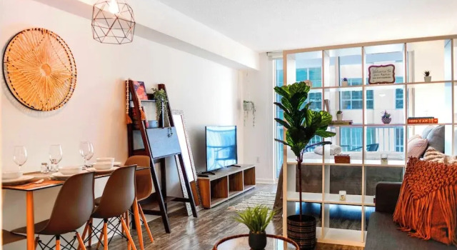 Студия Luxury Well-Appointed Condos in Brickell