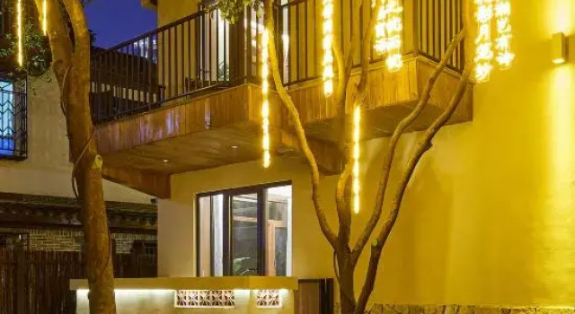 Floral Hotel·Changsha Quyuan No.3 hotel (Wuyi Square Huangxing Square Subway Station Branch)