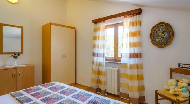 Apartmani Zorica, Prenota Appartamento Hotel a Isole Quarnerine con parcheggio, Parcheggio