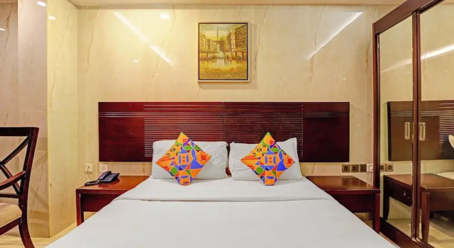 Номер Deluxe Fabhotel Western Inn