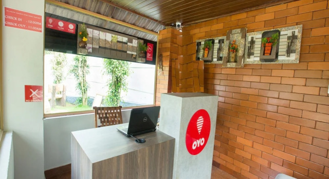 OYO 9676 Karapuzha Island Resort
