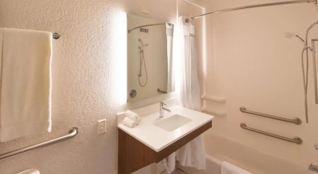 Двухместный номер Standard Holiday Inn Express & Suites - Worthington by IHG