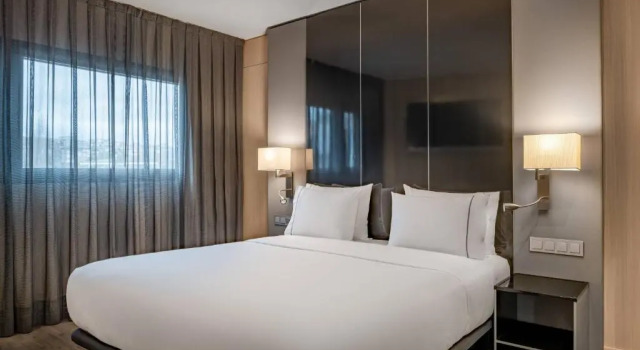 Двухместный номер Standard AC Hotel Sants by Marriott