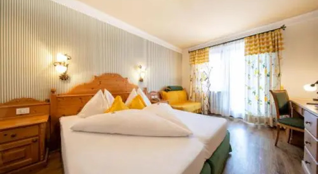 PALMENGARTEN Hotel Gstör, Забронировать Отель Лагундо Texel Group National Park, рядом с Vellau - Leiteralm - Velloi - Malga Leiter Gondola