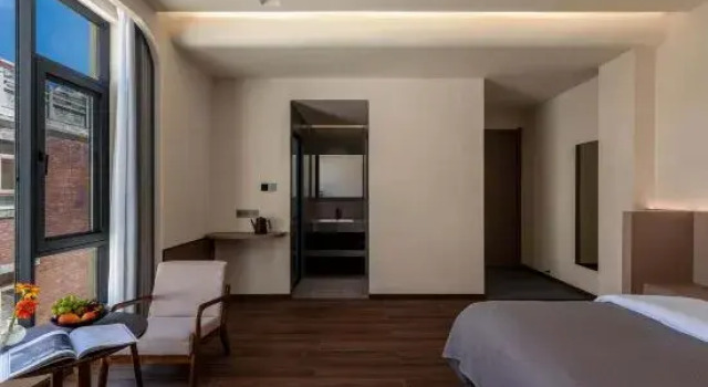 Yunmujing Light Luxury Homestay (Shangri-La Dukezong Ancient City Branch)