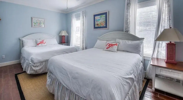 Коттедж Sandtrap by the Sea 6 Bedroom Holiday Home by Five Star Properties
