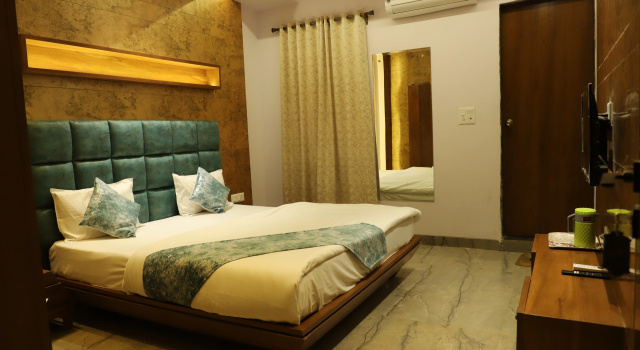 Двухместный номер Deluxe Hotel Shree Darshnam