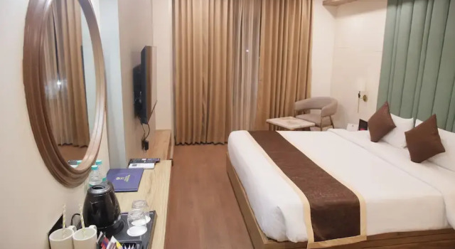 Heavens Garden Emire, Boek Hotel Hotels in Guwahati met parkeren, Parkeren
