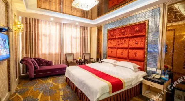 HaoLong Business Hotel