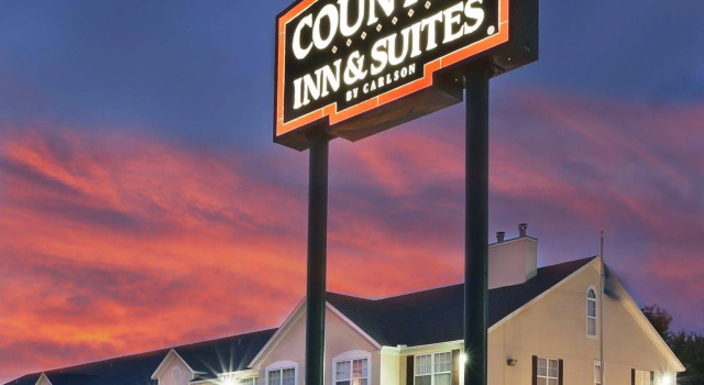 Country Inn and Suites Tulsa, Varaa Hotelli Tulsa Oklahoma