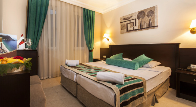 Kleopatra Royal Palm Hotel